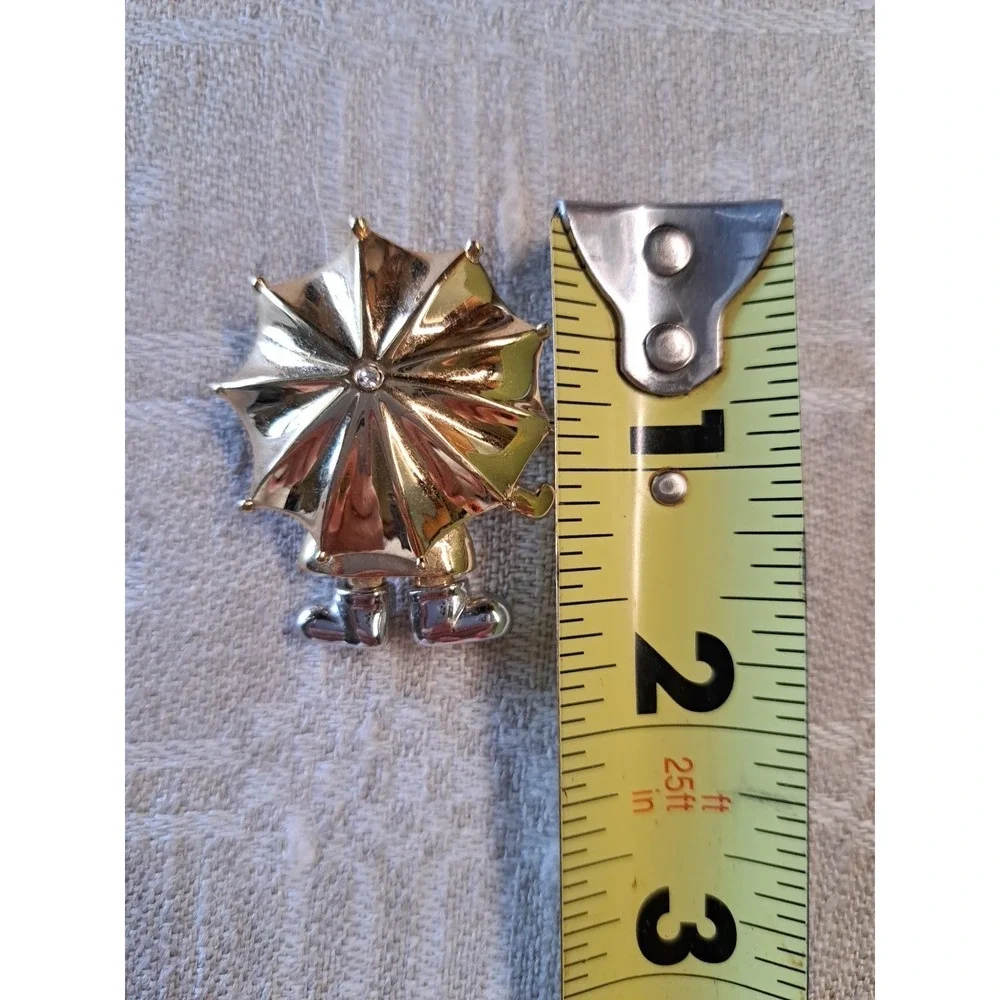 Lady Remington Brooch 